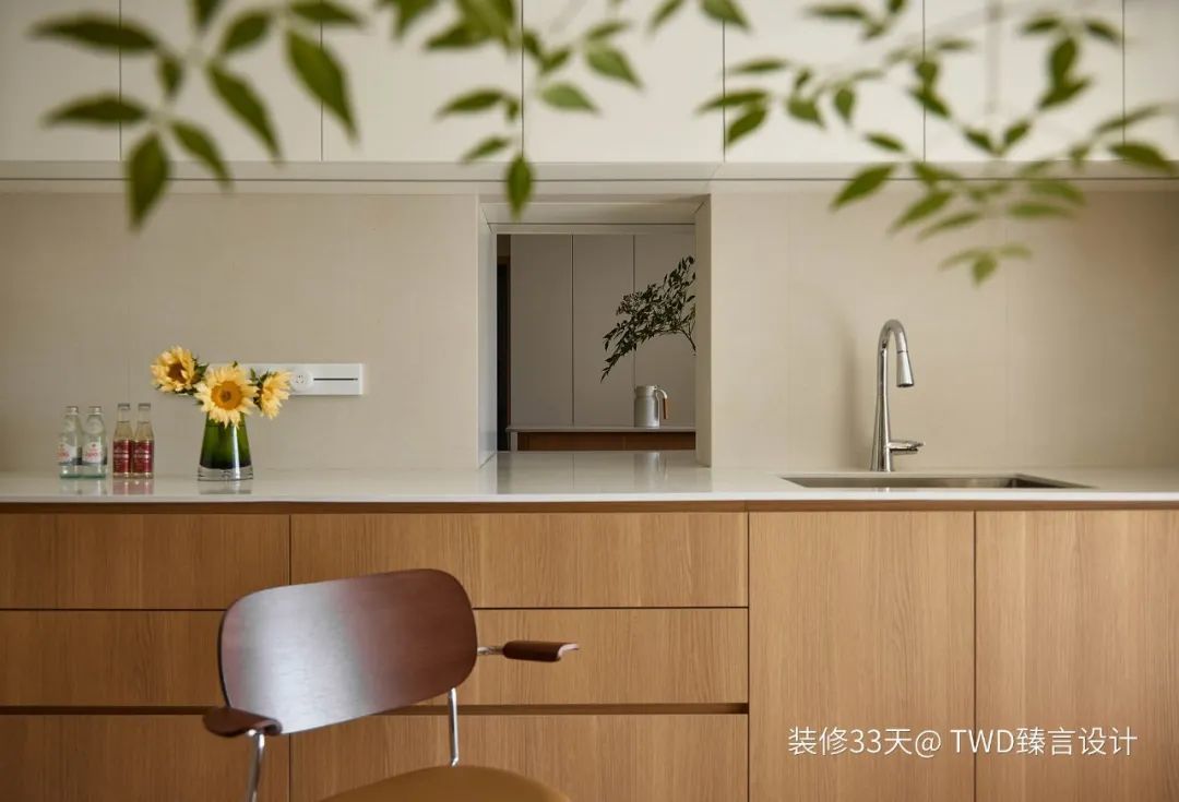 厨开窗洞餐桌嵌入餐边柜开元棋牌卧室改餐厅餐(图11) 厨开窗洞餐桌嵌入餐边柜开元棋牌卧室改餐厅餐(图11)