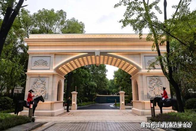 海浦东楼盘百科→首页网站→楼盘百科→首页网站→处24小时热线电话开元ky棋牌绿宝园·翡梵售楼处电话→绿宝园·翡梵售楼中心电线上(图6)